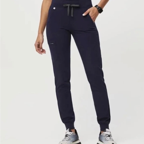 Figs Other - Medium Catarina one pocket top and medium zamora jogger scrub pants in navy blue